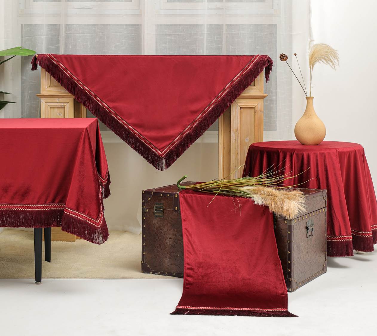 tb035_burgundy